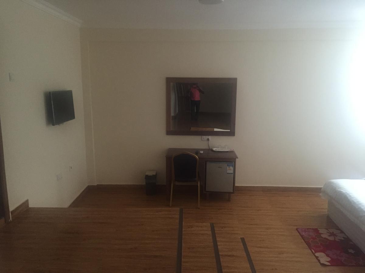 Ampomaah Hotel อักกรา ภายนอก รูปภาพ